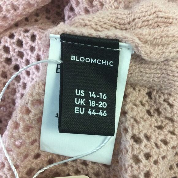 BLOOMCHIC 14-16 1X Plus Pink Heart Pattern Textured Swim Cover Up NWT B97 - Picture 7 of 9